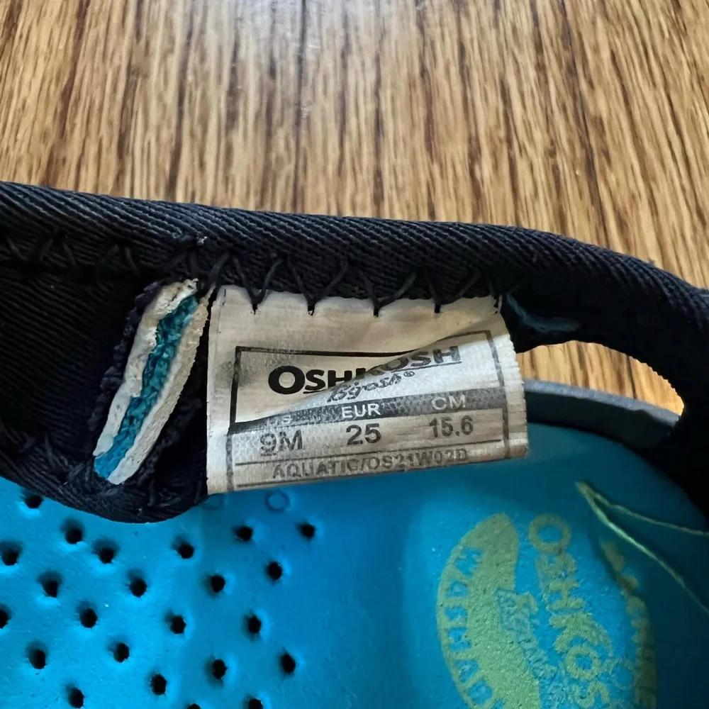 OshKosh Toddler Boy Water Shoes, Size 9